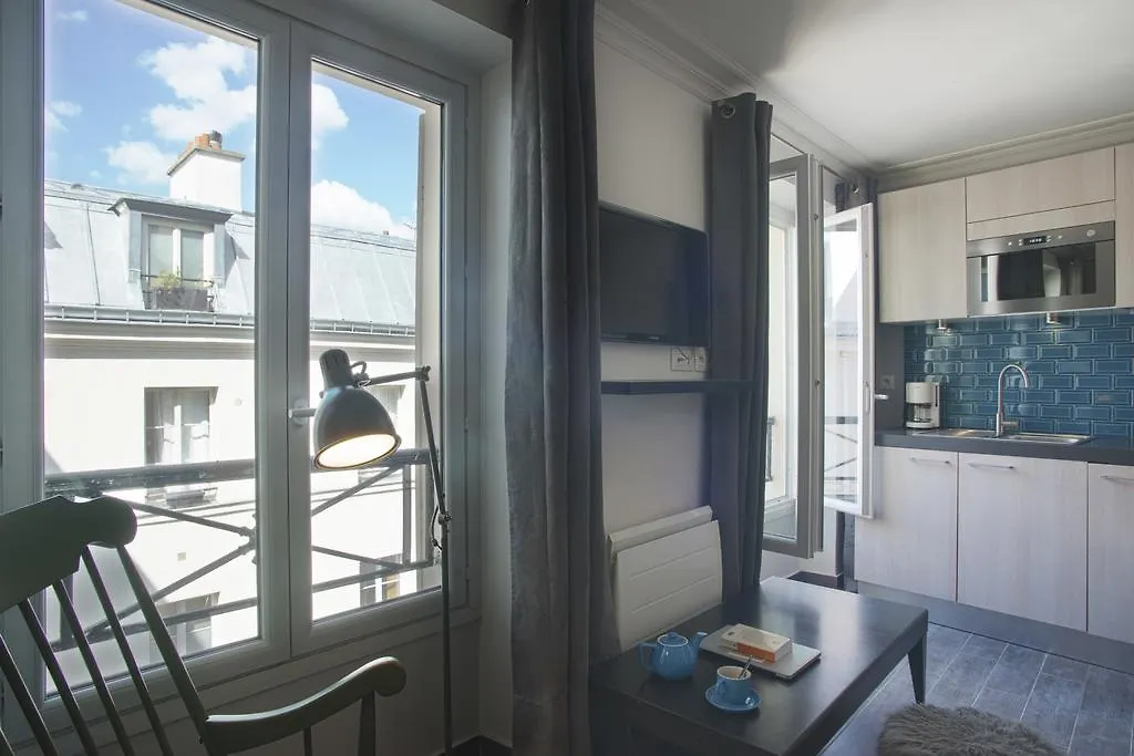 Thesuites Paris Studios 0*,